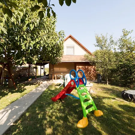 Kevikincses Vendeghaz Дом отдыха *