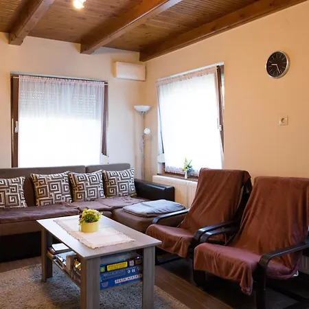 Kevikincses Vendeghaz Feriehus Turkeve